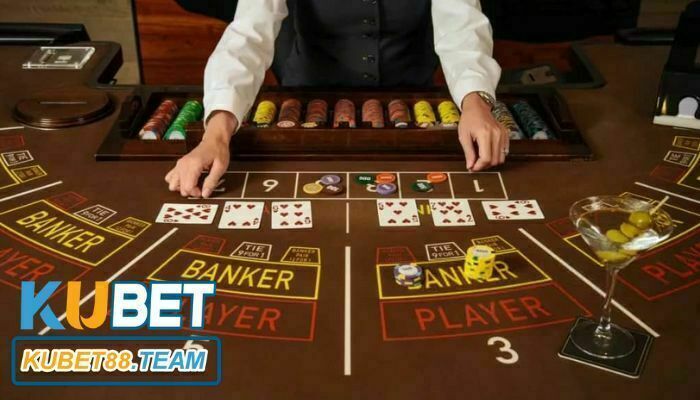 Một chiến thuật hiệu quả trong Baccarat là tập trung cược vào cửa Banker hơn.